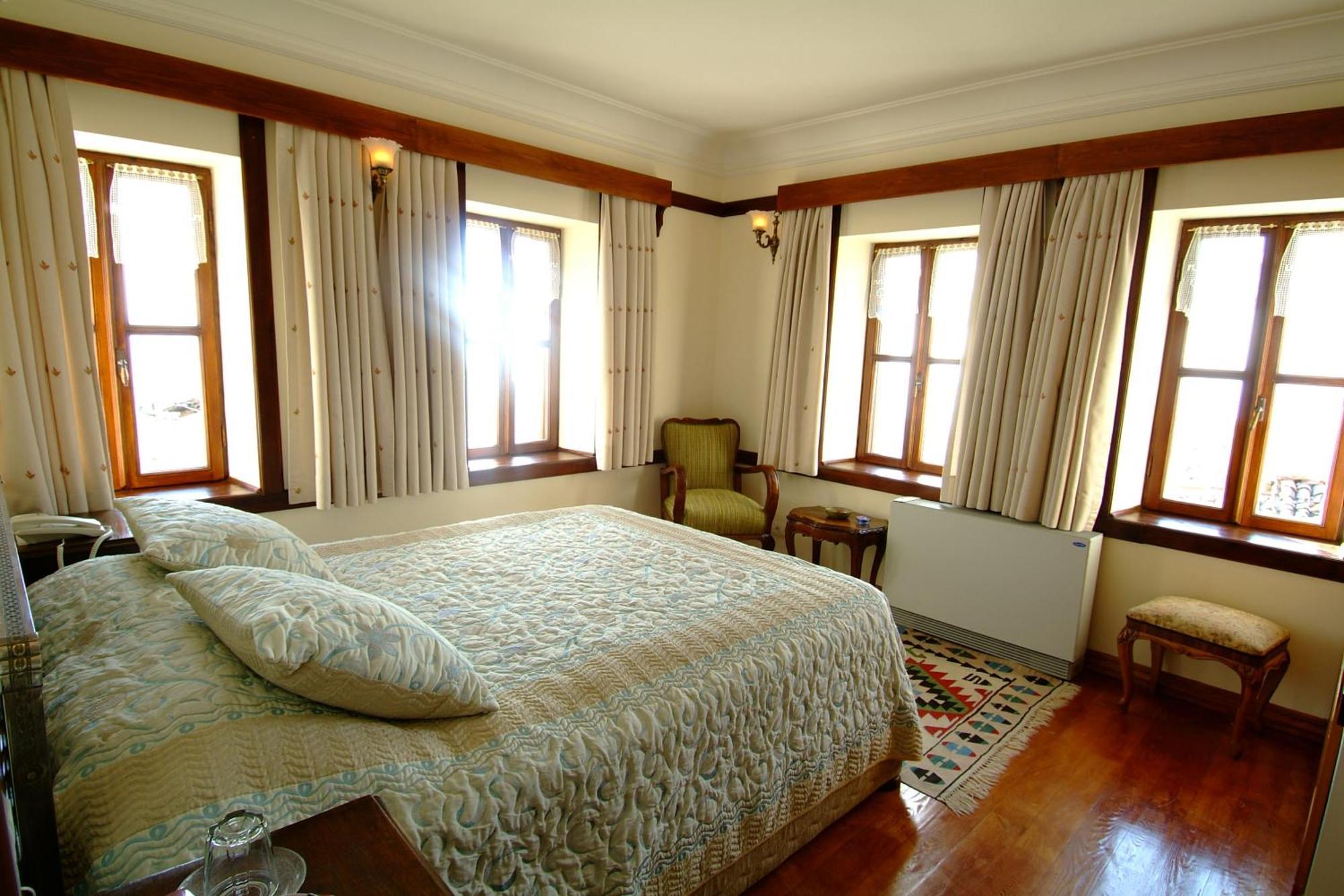 Altın Çeşmeli Konak Altınoluk Exterior foto